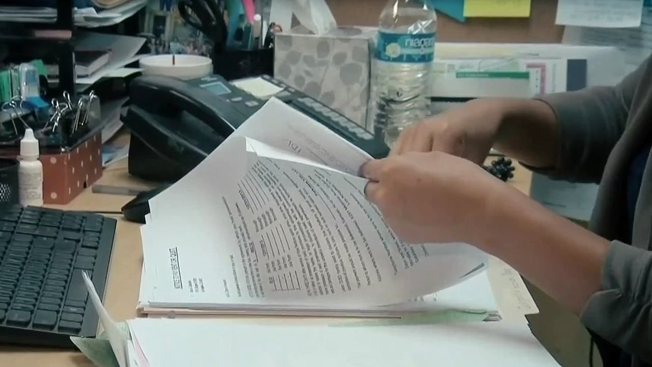 Revocación de visas: EEUU procesa a bebé sin abogado y deporta a esposa de militar sin antecedentes