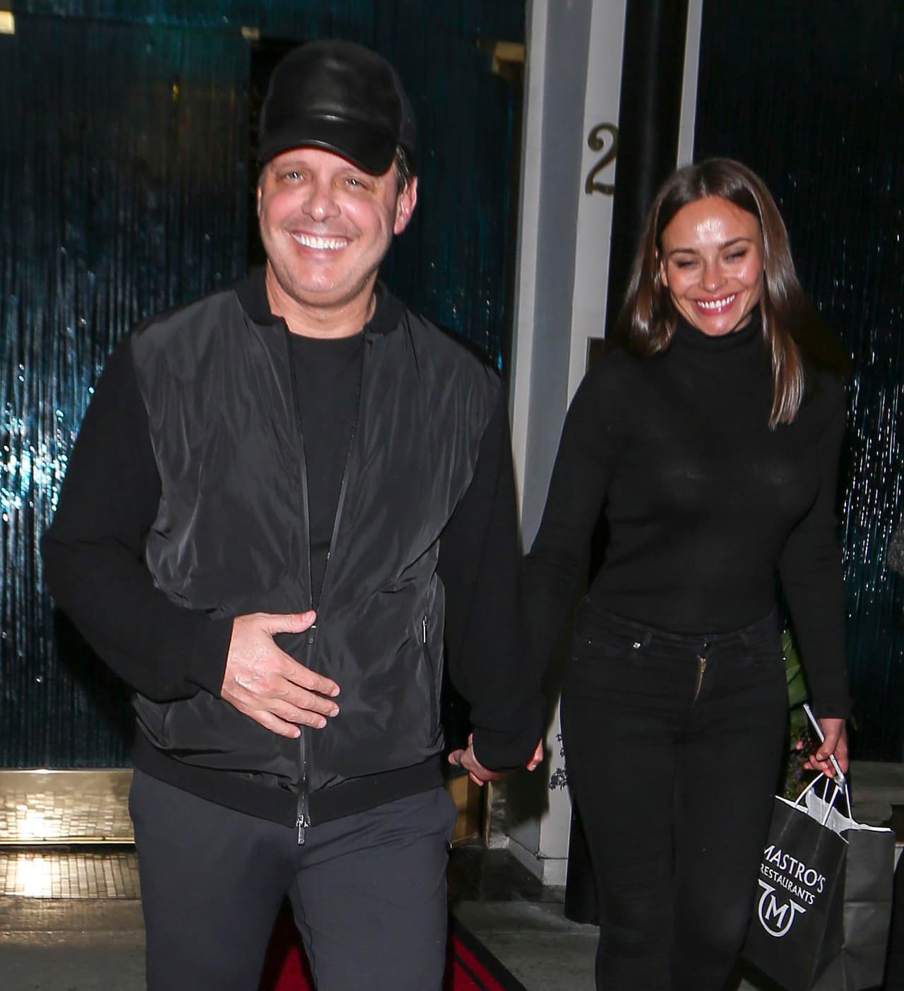 Luis Miguel se ve con algunas libritas menos.