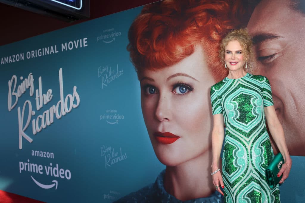Nicole Kidman asumió el papel en la película de 2021 ‘Being the Ricardos’, por lo cual podría ganar un Oscar por su actuación, que cubre el escándalo sobre los supuestos lazos comunistas de Lucille en medio del rodaje de un episodio de ‘I Love Lucy’.