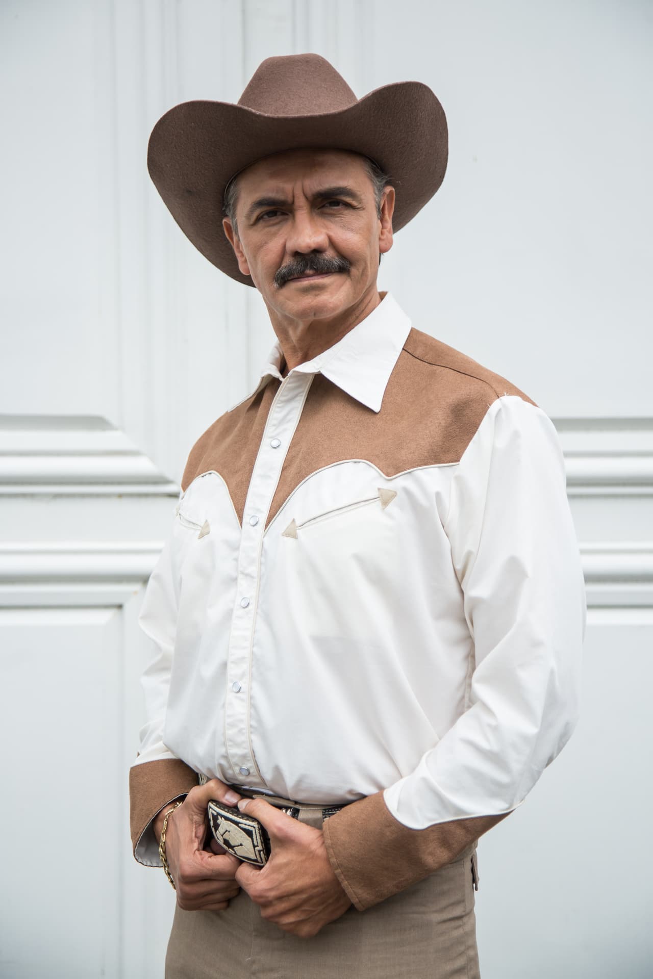 Así será como aparecerá el actor Tomás Goros para interpretar al empresario musical.