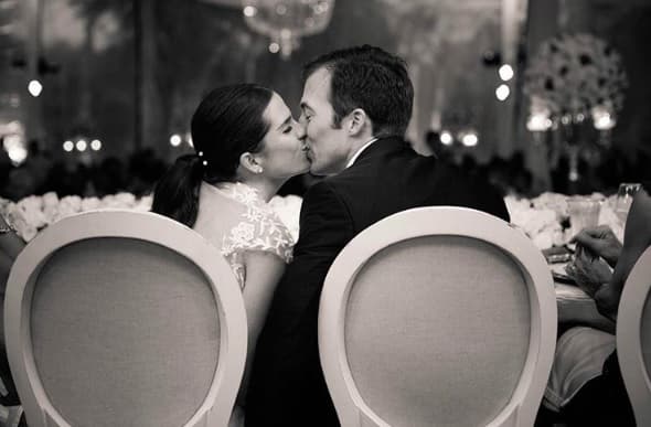 Esta es la foto que Souza compartió en sus redes sociales en la que aparece con el banquero Marshall Trenkmann, su marido desde hace casi cuatro años.