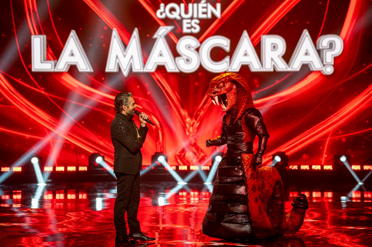 Segundos después de la actuación de Triki, el Dr. Veneno volvió a tomar el control del show saliendo al escenario y acusando a ¿Quién Es La Máscara? de menospreciar su talento y rechazarlo. Al final, el villano aceptó el reto de Omar Chaparro y prometió regresar la siguiente semana a demostrar de lo que está hecho.