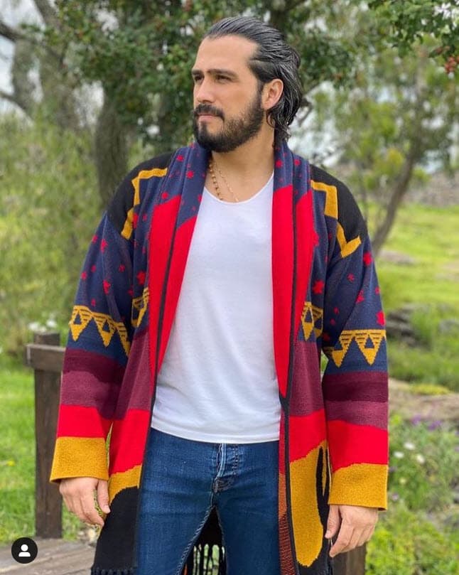 "Fue por ello que por primera vez desde que nos conocimos, nos dimos la oportunidad de descubrirnos desde otro lugar, de vernos con otros ojos y
<b>hoy estamos muy felices juntos</b>", explican en el texto donde también afirman que lo publicado por la revista TVNotas sobre la presunta infidelidad es "mentira".
<br>