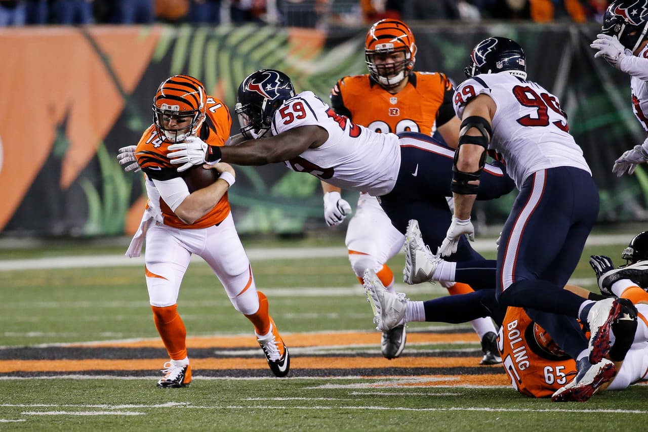 Houston aplasta el invicto de Cincinnati