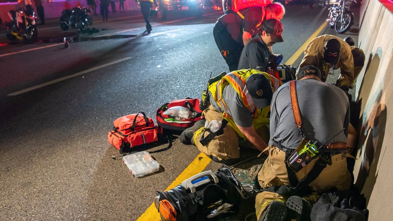 <b>“Fue una escena caótica y única”</b>, dijeron los rescatistas. Una de esas noches donde 
<b>cada segundo cuenta y cada decisión puede salvar una vida</b>. Las autoridades agradecieron la labor conjunta de los equipos de emergencia y extendieron su solidaridad a los heridos y sus familias.