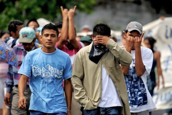 "Hace unos cinco años se hablaba por separado de narcotráfico; de maras, bandas o pandillas; de secuestradores; de contrabandistas o traficantes de migrantes, ahora todas esas violencias parecen estar convergiendo en organizaciones criminales sui generis", explicó el mismo Insulza semanas más tarde a la AFP, en ocasión de un evento académico en México.