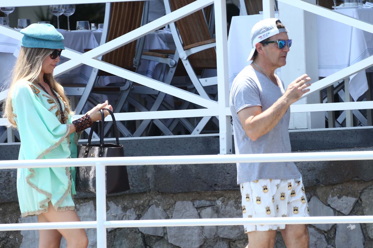 Nicole quiere a su hombre con todo y su peculiar gusto por la moda.