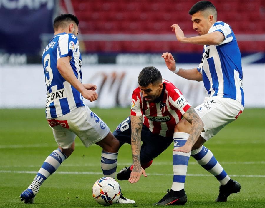 Con gol de Luis Suarez, el Atlético de Madrid se impone en el Wanda Metropolitano ante el Alavés, durante la Jornada 28 de LaLiga. El 'Pistolero' suma 19 goles en 25 partidos con los 'Colchoneros', ¡imparable!