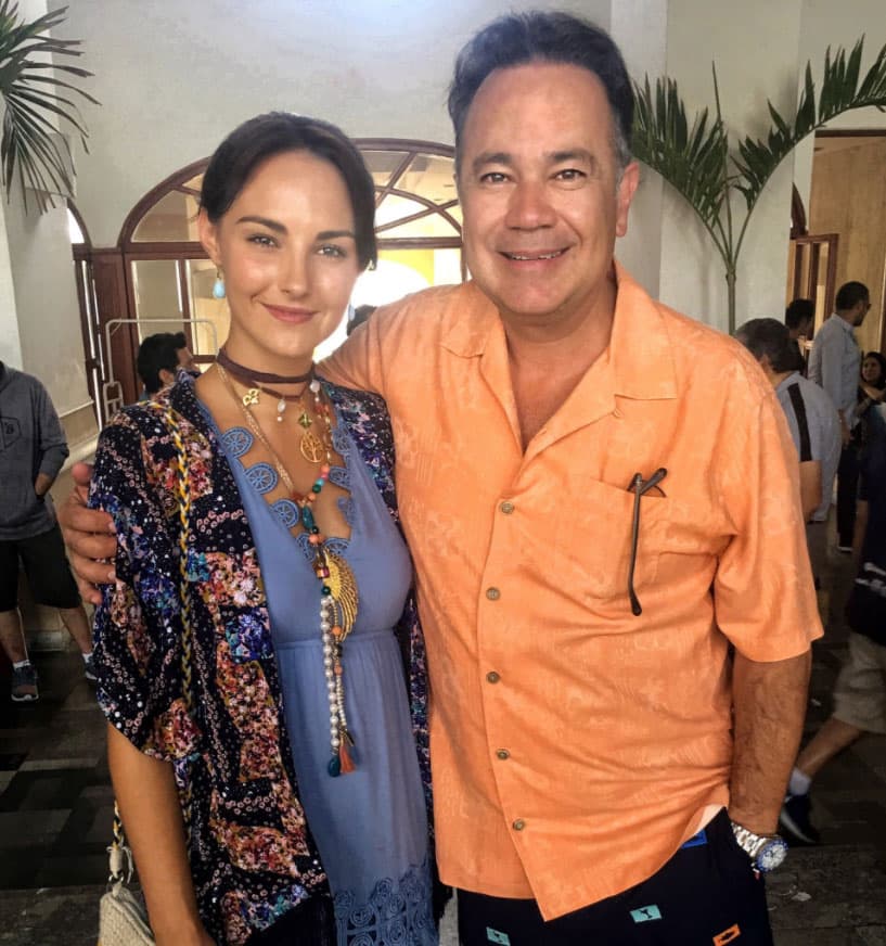 <b><a href="https://www.univision.com/novelas/mi-marido-tiene-familia/bruno-termino-su-noviazgo-con-linda-video">Jade Fraser</a></b> será hermana de
<a href="https://www.univision.com/temas/michelle-renaud">Michelle</a>, ella se llamará 'Juana Soledad'.