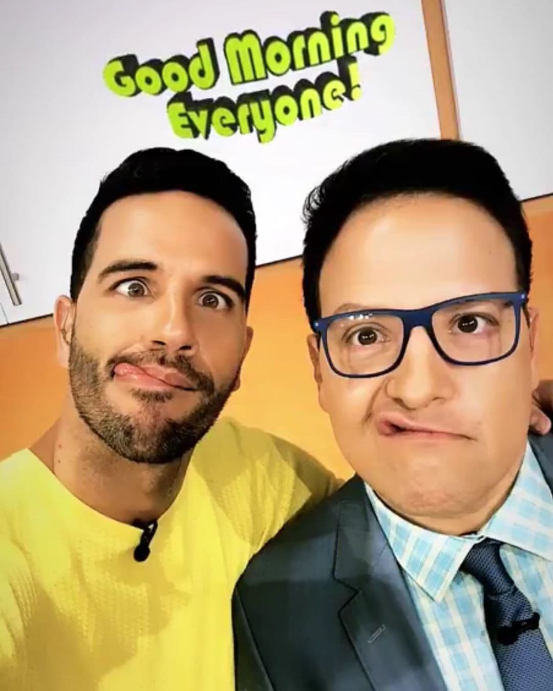 La simaptía, la actitud positiva y andar sin apariencias son las cualidades que resaltan de Raúl González.