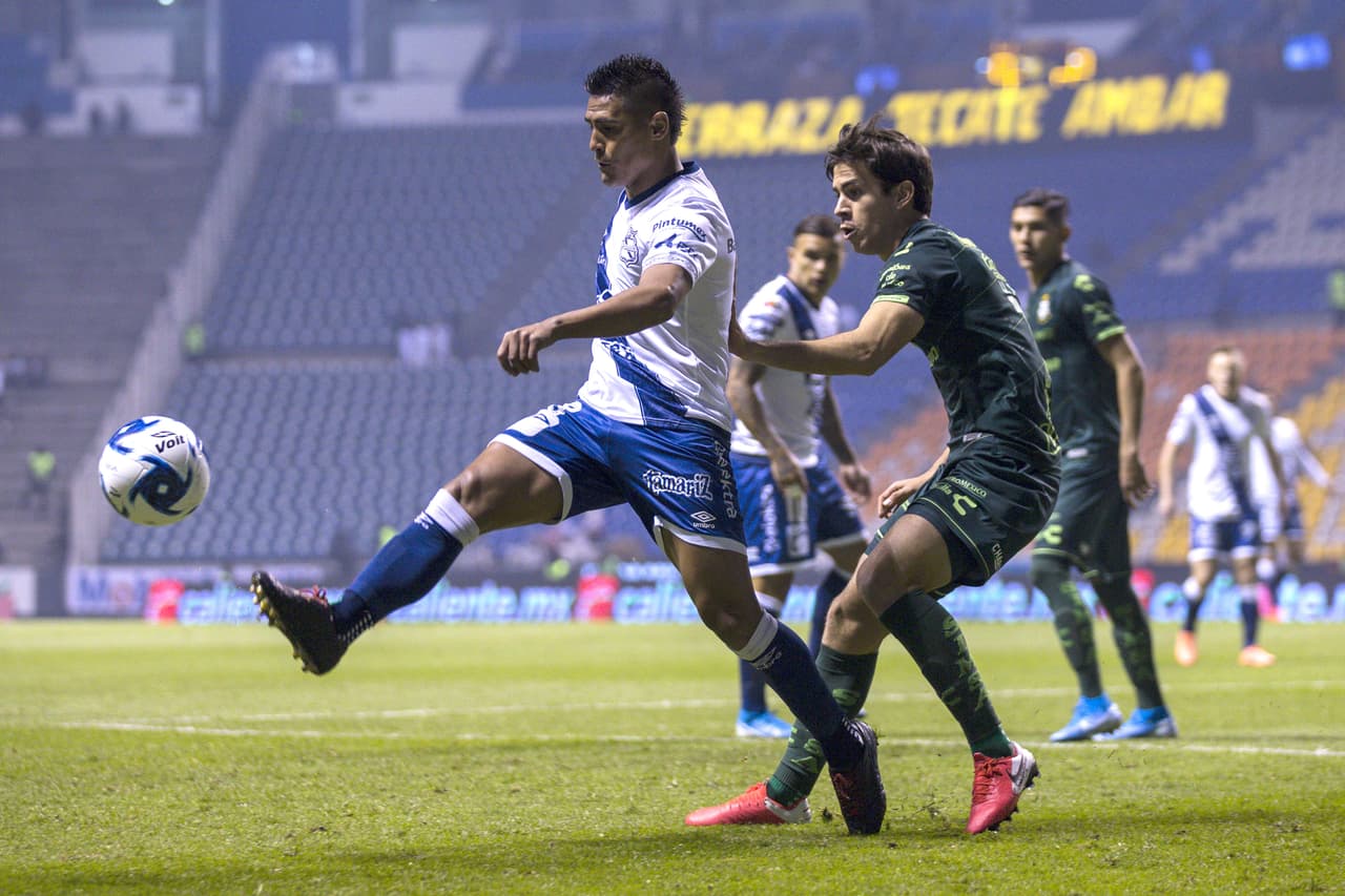 Con gol del Polaco Menendez al minuto 90+5, Puebla empata y rescata un punto en casa.