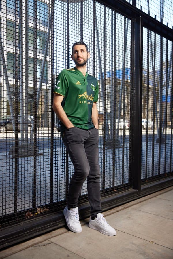 Quien mostr´o el nuevo uniforme de Portland Timbers también fue el argentino Diego Valeri.