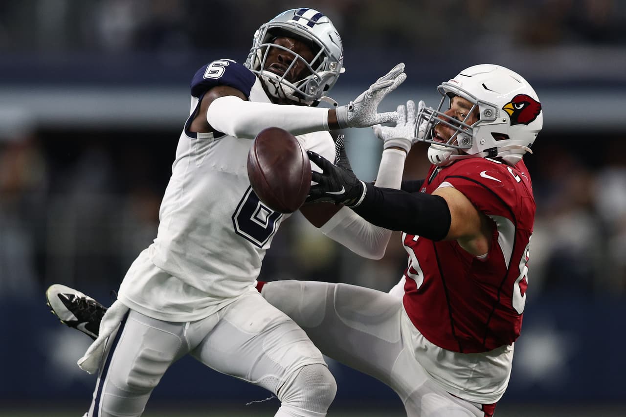 Kyler Murray y los Arizona Cardinals derrotaron a domicilio a los Dallas Cowboys por marcador apretado de 22-25.