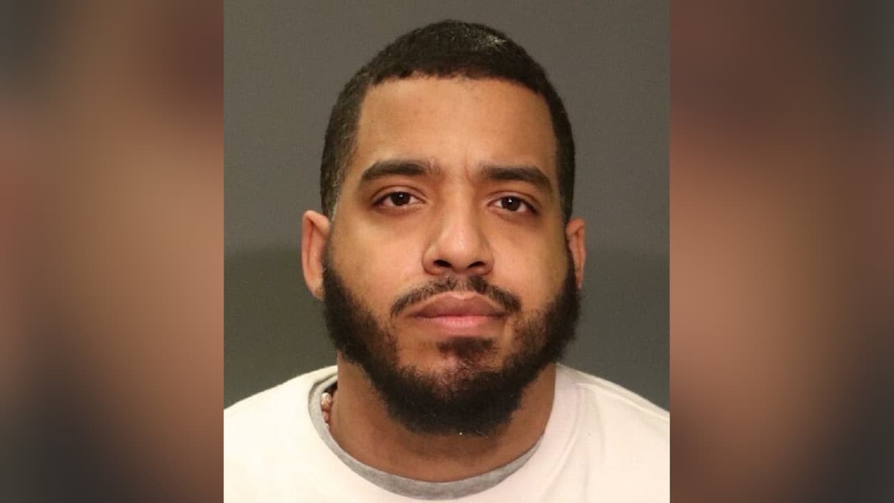 Buscan a más víctimas de abuso sexual cometidos por maestro latino en escuela del Bronx