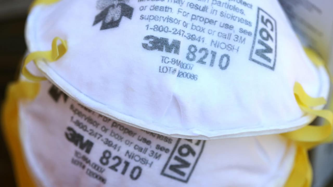 Te decimos cómo puedes conseguir mascarillas N95 gratis en el norte de Texas 