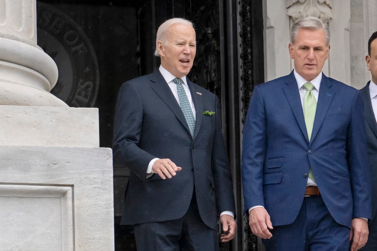 Techo de la deuda: choque entre Biden y McCarthy amenaza con provocar una crisis descomunal