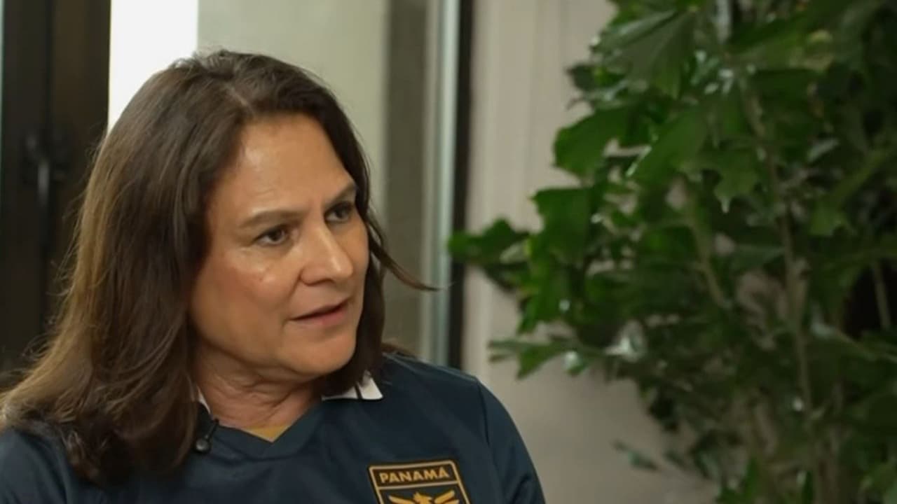 “El Canal de Panamá es una institución apolítica”: Ilya Espino de Marotta, la primera mujer al frente de esta ruta clave