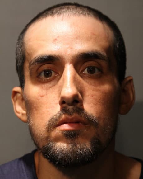 Arrestos: José Martínez. Dirección del suceso: 200 cuadra de West Madison - Un cargo de delito grave de saqueo.