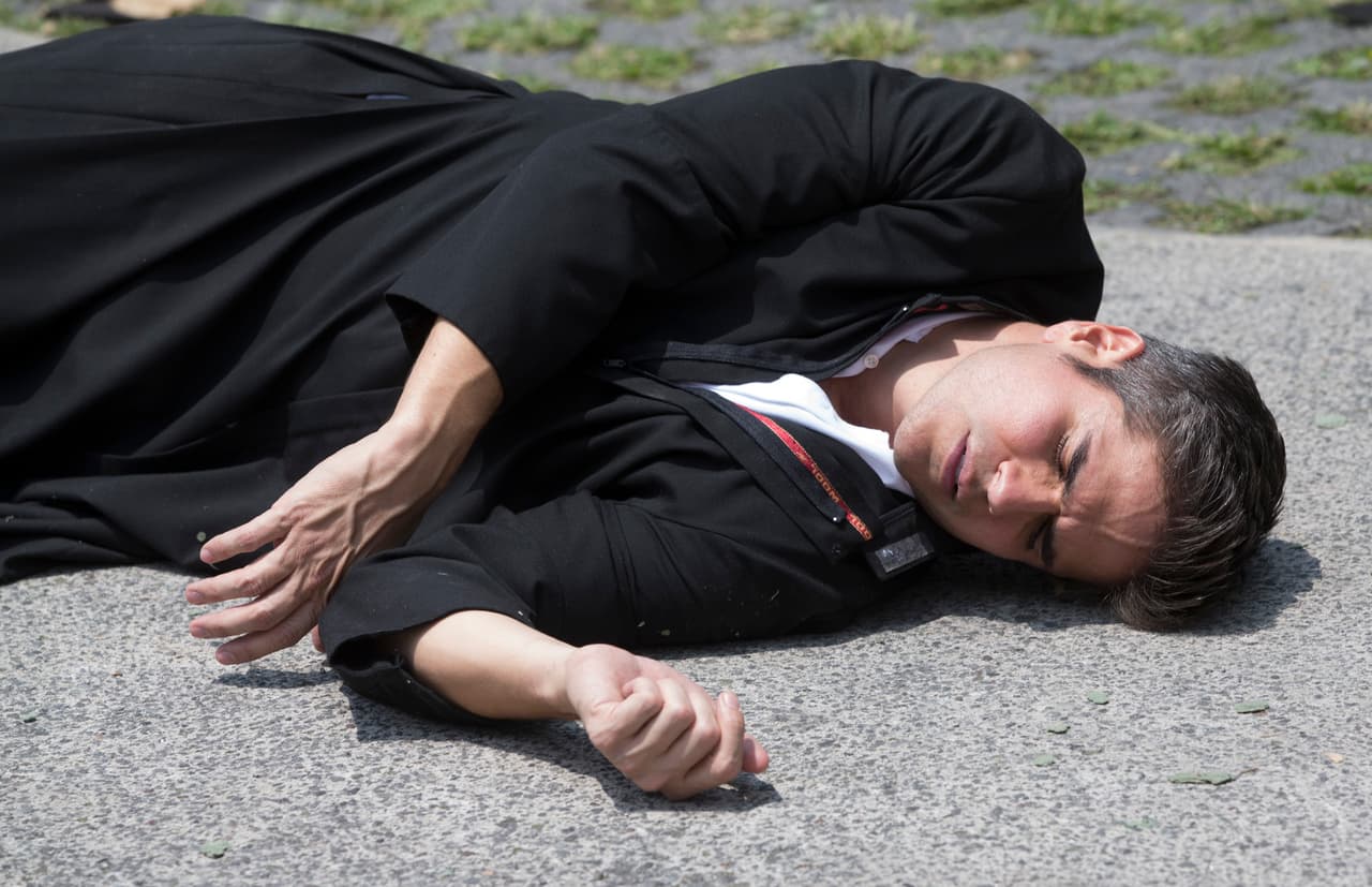 Dejándolo en coma durante más de dos años.