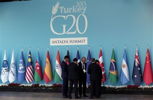 La reunión del G-20 cobra nueva urgencia tras los ataques en París