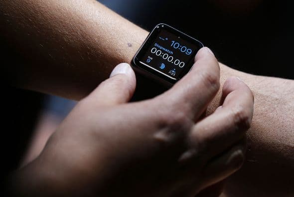 Al igual que sus competidores, el Watch es un complemento para un teléfono inteligente.