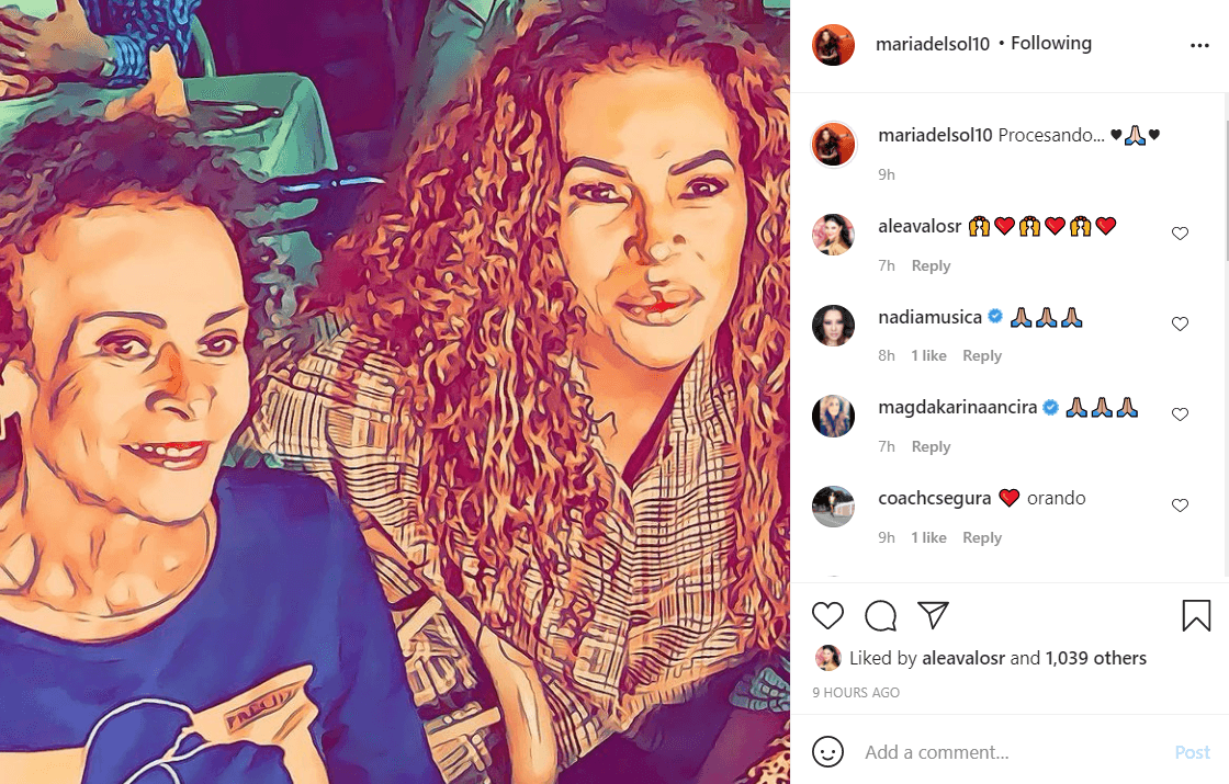 Este 2 de febrero, María del Sol compartió una fotografía en la que posa junto a su fallecida hermana con el mensaje: "Procesando".