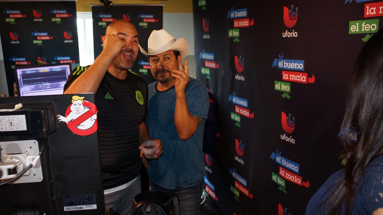 Otro regalo sorpresa de Carlita para Raúl 'El Pelón' y El Feo.