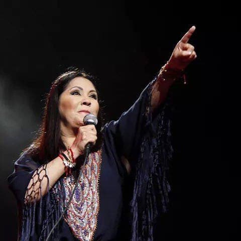 Concierto de Ana Gabriel “Por Amor A Ustedes Tour” 
<br>Viernes 4 de marzo a las 8 pm.
<br>Ubicación del concierto: Gila River Arena [Glendale, AZ]