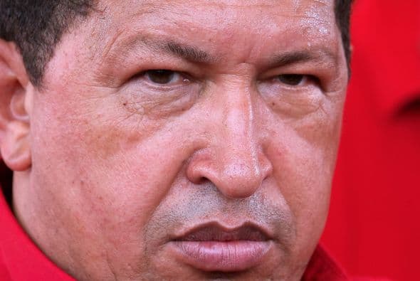 Chávez polarizó la región, pero al tiempo, ayudado por la riqueza petrolera de su país, impulsó la creación de organismos de integración, como Unasur y Celac, y una alianza bolivariana contra el "imperio", la Alba, en los que tuvo un papel dominante, reportó la agencia Efe.