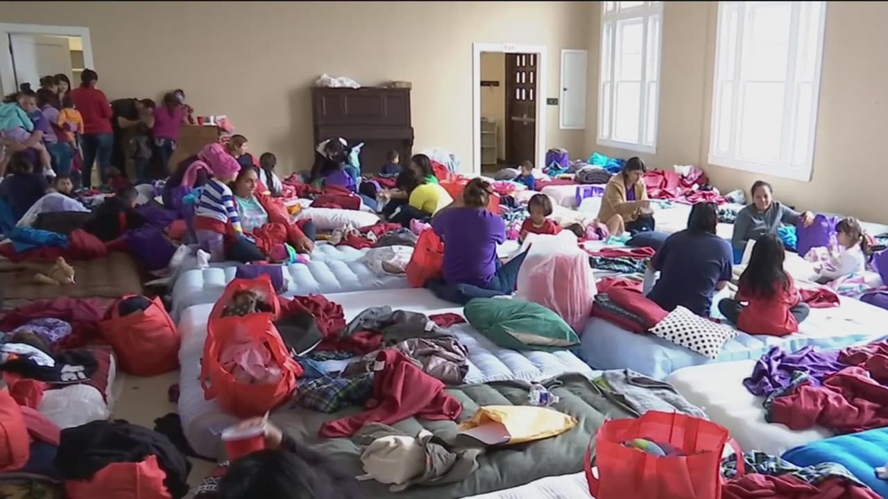 Liberan a 600 inmigrantes centroamericanos en Texas: "No somos delincuentes, huimos de la delincuencia”