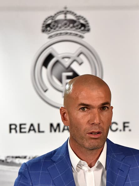 El francés se dijo con "más emoción" que cuando firmó como jugador en su anterior etapa en el club madridista.