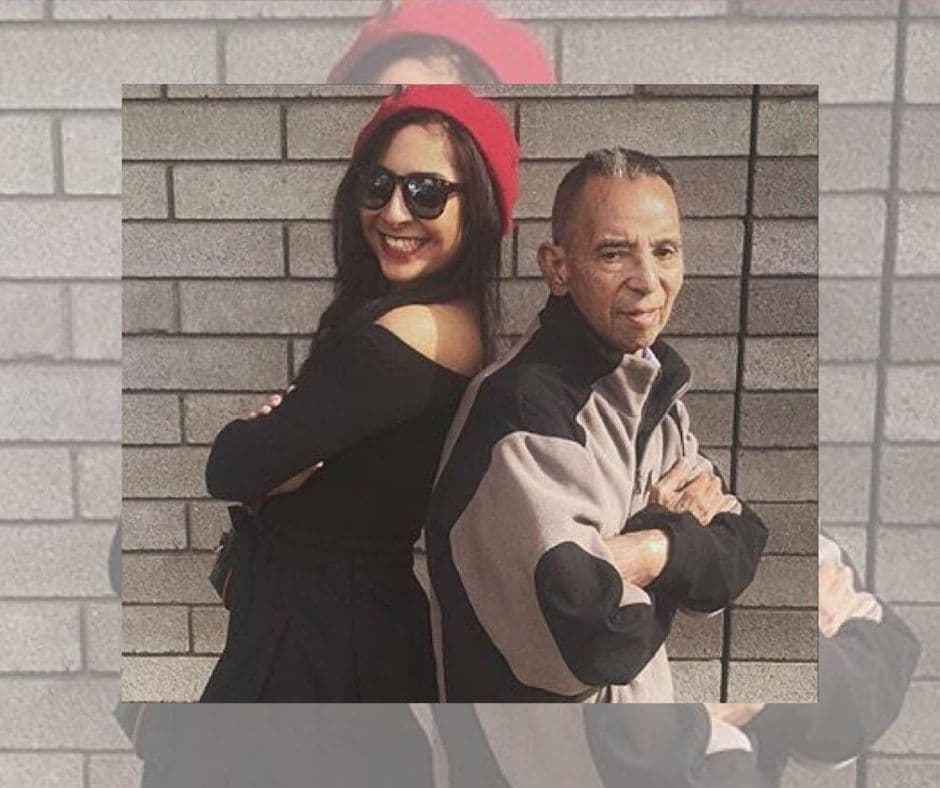 Charlene es afortunada y cuenta con el amor incondicional y el apoyo constante de otro padre; su adorado “Welo”. “Es el amor de mi vida”, confirmó Charlene. “Es el hombre más fuerte que conozco. El se encargó de que a mi hermano y a mi nunca nos faltara algo. ¡Celebro su amor desde la distancia!”, agregó nuestra reportera. 
<br>
<br>¡Charlene, eres afortunada! Celebras por partida doble.
<br>