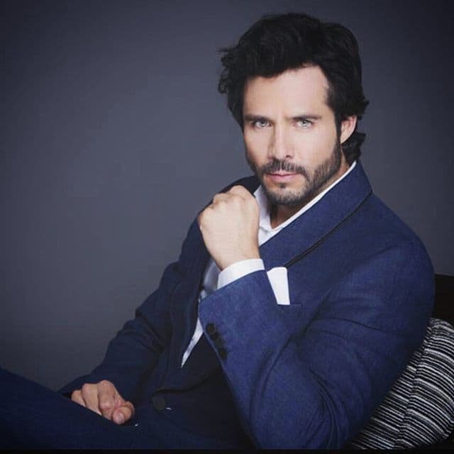 José Ron conquistó a una muchacha italiana y a miles de telespectadores que siguieron el melodrama.