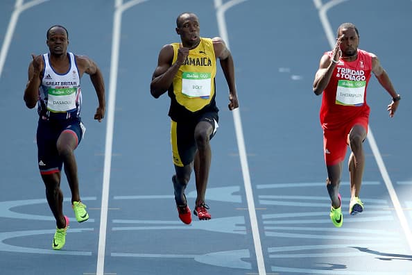 Usain Bolt domina en su debut olímpico en Río