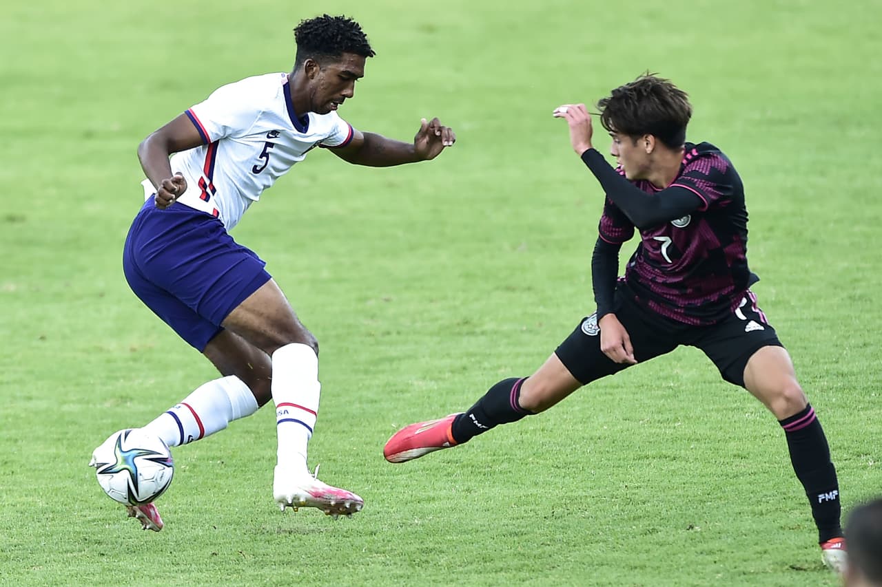 El conjunto Azteca jóven logró quitarse la espina que la selección mayor no pudo y le pegan 2-1 a Estados Unidos en la final de la Revelations Cup.