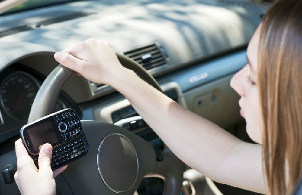El verano: la temporada más peligrosa para los adolescentes al volante