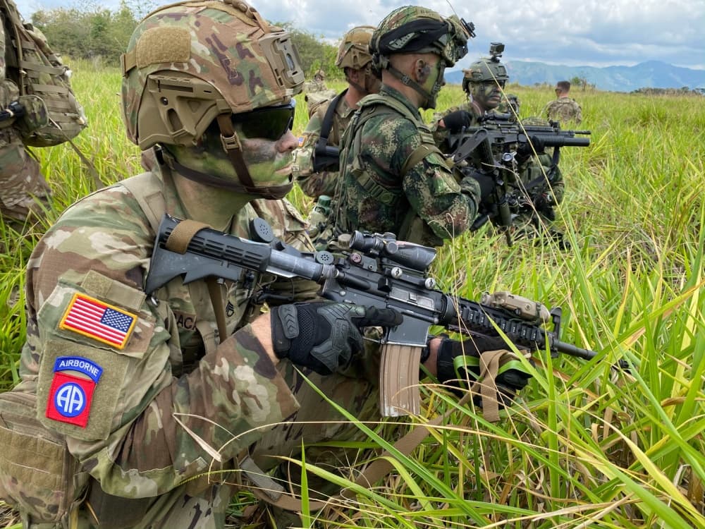 Soldados de Fort Bragg conducen entrenamiento militar en Colombia
