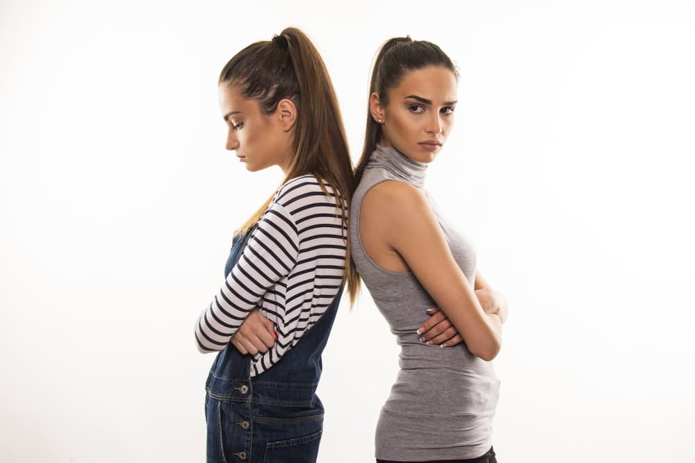 Descubrirás una trampa y pondrás punto final a una amistad dudosa con lo cual tu vida amorosa y familiar sale fortalecida. De repente te verás en medio de una etapa cargada de diversiones y alegría. Te llamarán para una entrevista importante.