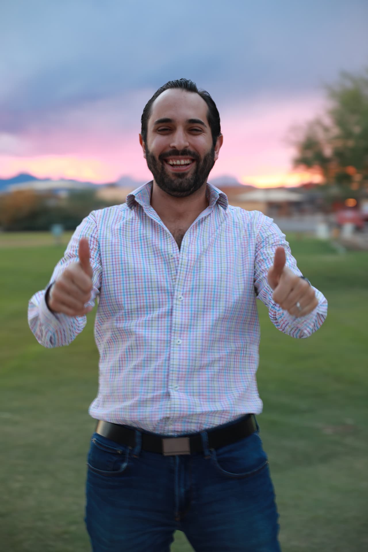 <b>El Compa Ivan</b> no se quedó atrás y se veía como un galán.