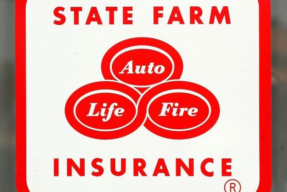STATE FARM INSURANCE Cantidad de puestos disponibles: 2,600. Ejemplos de puestos: actividades actuariales, departamento de agencia, actividades bancarias, reclamos, servicios creativos, servicio de atención al cliente, informática/sistemas, legal/litigios, relaciones públicas/comunicaciones, evaluaciones de solicitudes de préstamos.