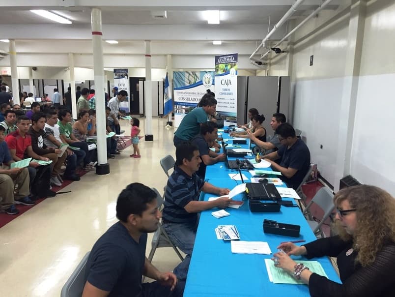 Cónsules en Arizona unen esfuerzos para dar apoyo ante medidas migratorias