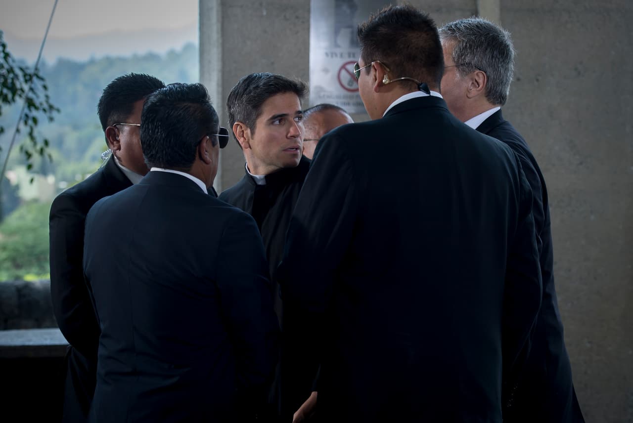 Ayudado por Frida, Pablo logró llegar a la iglesia para hablar con Maia y reiterarle su gran amor con la esperanza de que no se casara.