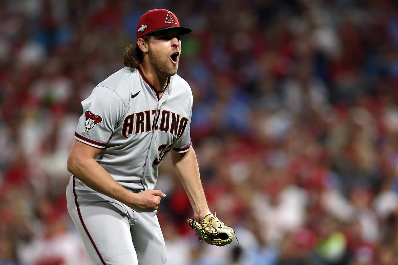 Al volver a Philadelphia, la fortuna parecía sonreírle a los Phillies en el quinto juego, pero los Diamondbacks no se dieron por vencidos y forzaron al séptimo definitivo.