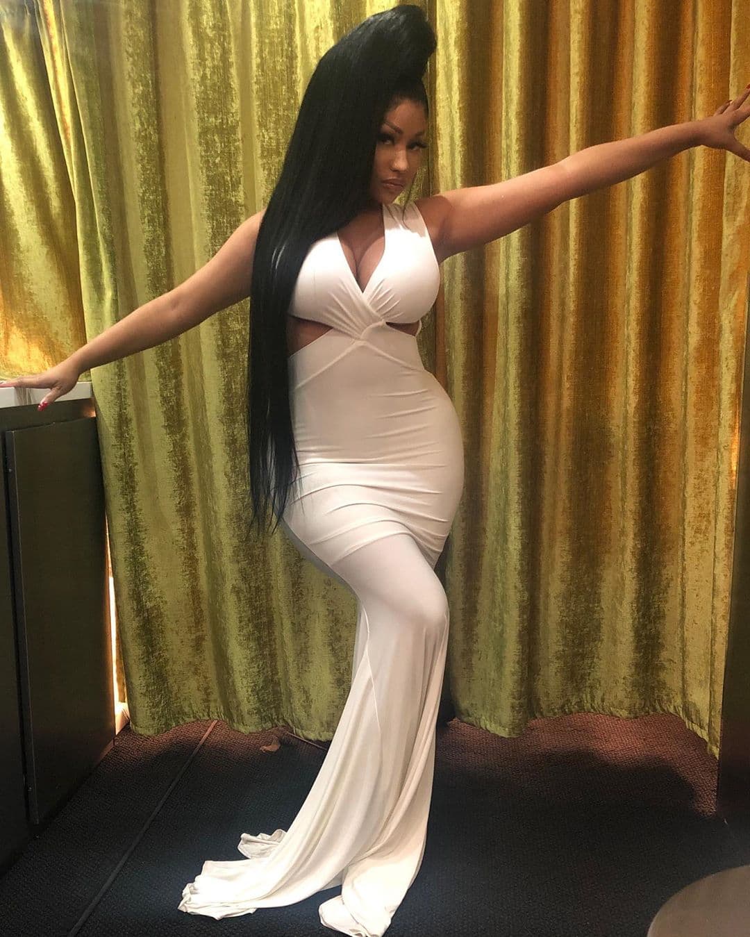 Además, Nicki Minaj le dio 30 mil dólares para costear su boda que se llevó a cabo en agosto de ese mismo año.