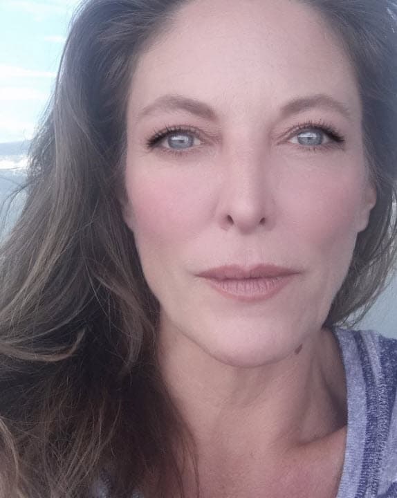 Por ahora Andrea Noli se mantiene
<b>"soltera y feliz" </b>y con nuevos proyectos de televisión en puerta.
<br>