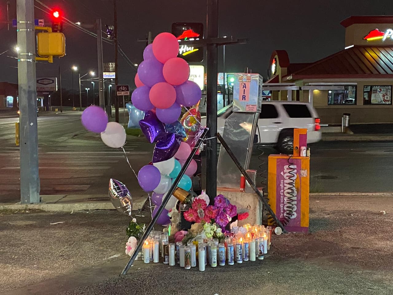 Aunque la madre de Saryah,
<b>Casandra Mendoza</b>, ha permanecido en silencio en diversas vigilias que motociclistas han realizado en honor a la niña, la abuela ha condenado la muerte de su nieta.