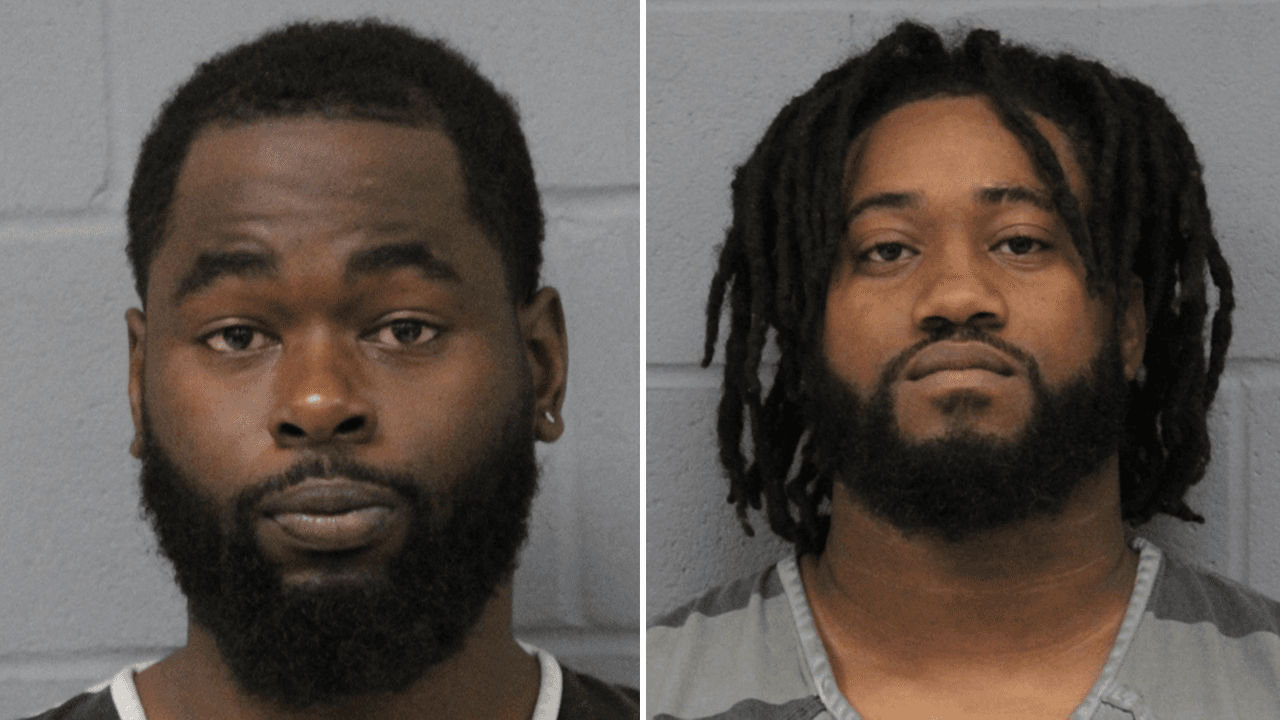 Los arrestados son Joseph Q. Lee, de 27 años, y Harold K. Coleman, de 26.