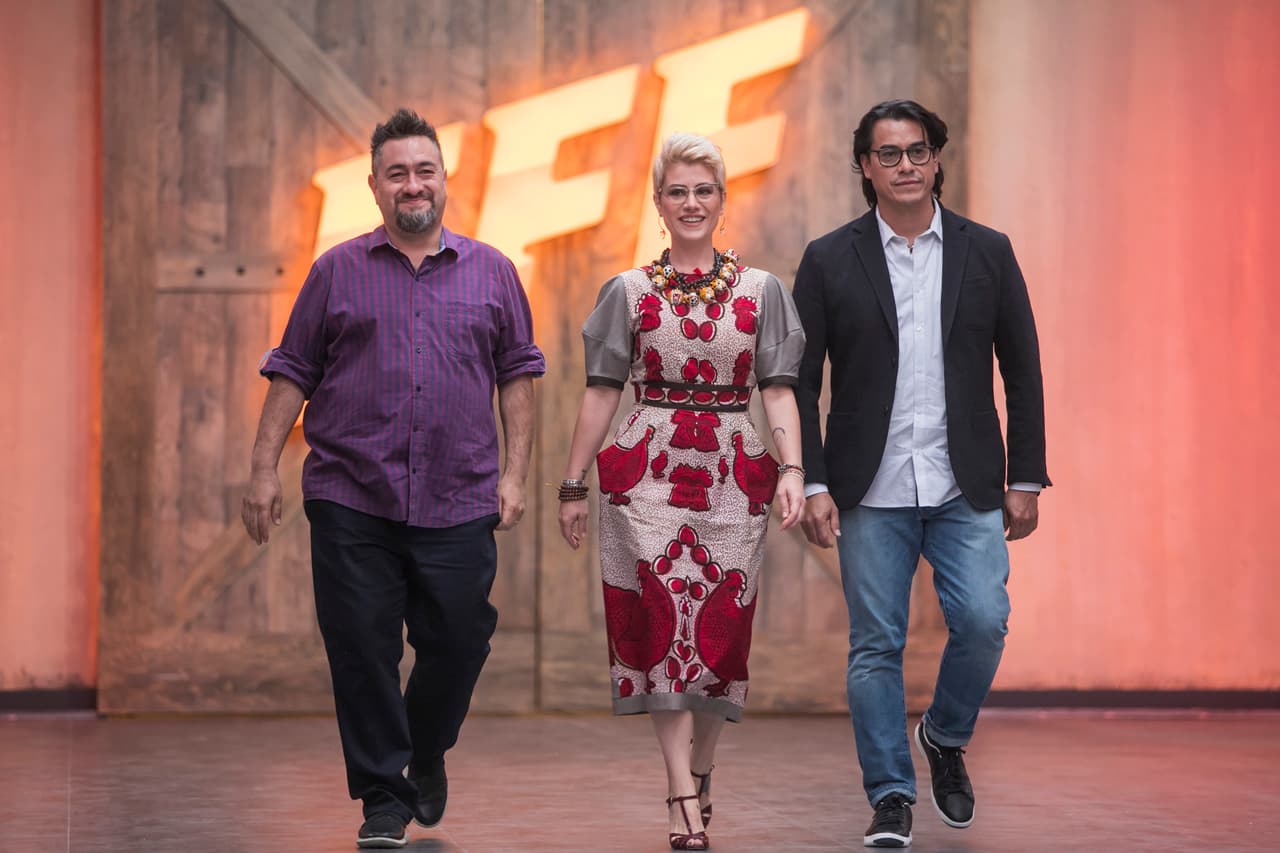 Los jueces estaban ansiosos por probar los platillos.