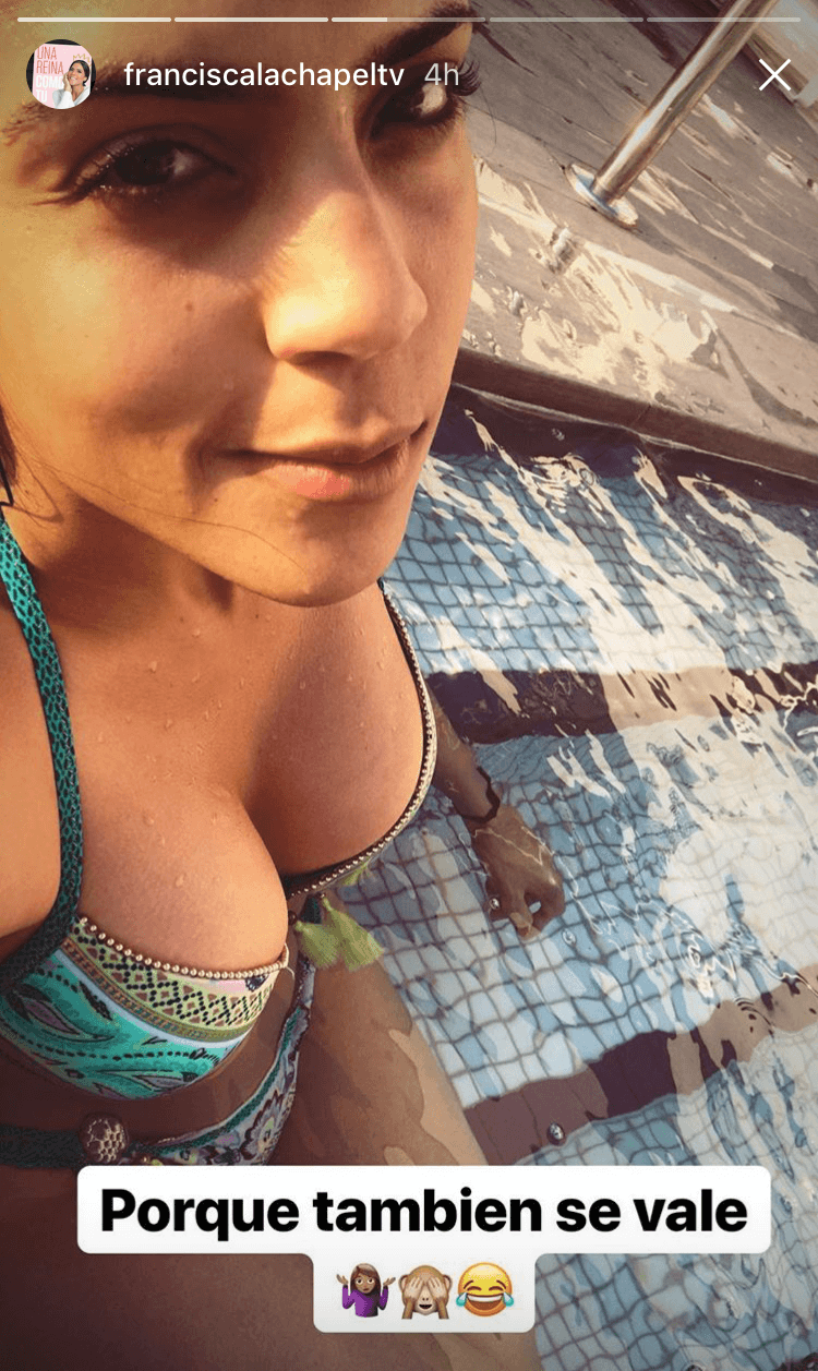"Porque también se vale", nuestra conductora mostró solo por unas horas esta fotografía en la alberca.