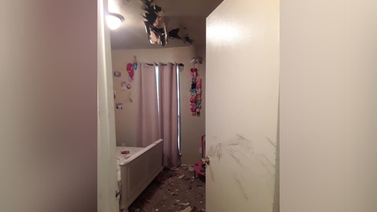 “Somos como cualquier otra gente que se levanta todos los días a trabajar, no tenemos un lugar seguro para vivir”, señala entre lágrimas Ledezma.